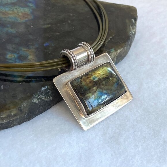 Sterling Silver 925 Chunky Rectangular Labradorite Slide Pendant Necklace 18" - Picture 14 of 16